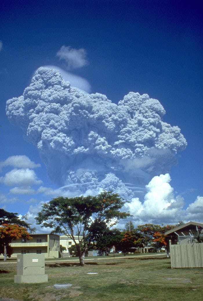 Utbruddet på Pinatubo i 1991. Foto: Wikimedia commons