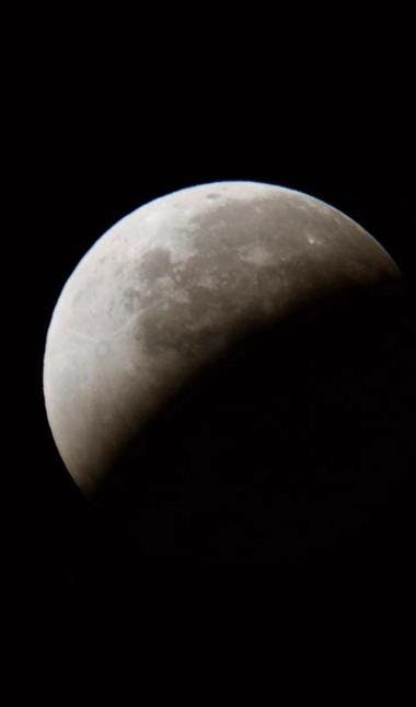 Lunar eclipse. Photo: Jesper Rosenmai