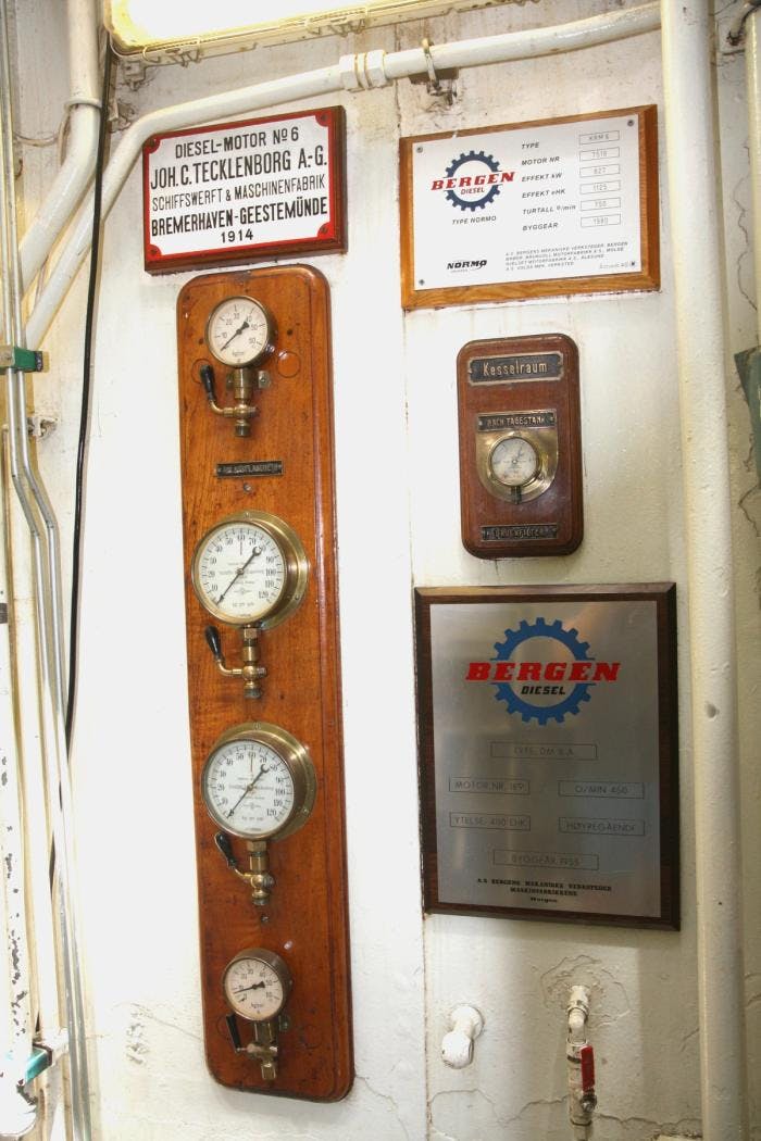 A few of the old engine gauges are kept as memorabilia. Photo: Helene Spurkeland