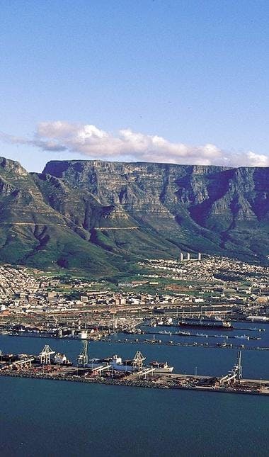 Cape Town. Photo: South African Tourism / Wikimedia Commons