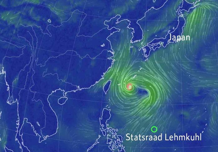 Tyfonen Hinnamor og posisjonen til Statsraad Lehmkuhl. Kart: Earth Nullschool